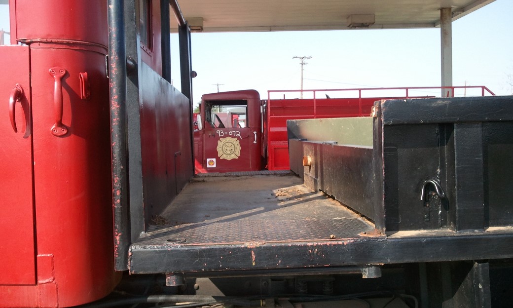 No90_6x6_XM813_KaiserJeep_CargoTruck_M813